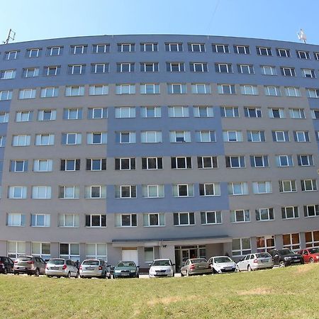 City Building Saca Экстерьер фото